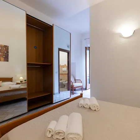 La Corte Apartment *