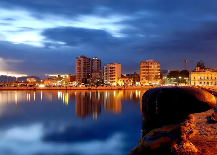 La Corte アパート オルビア