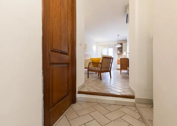 La Corte アパート *